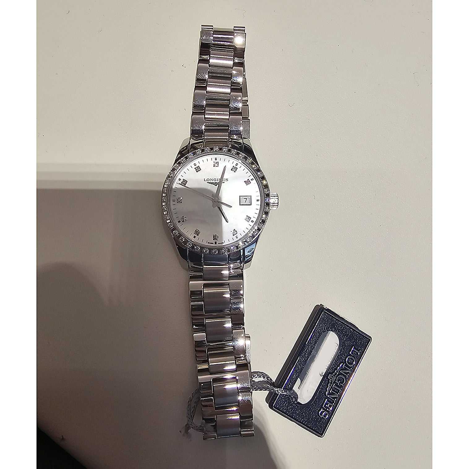 Longines Conquest Classic Diamond Quartz 34 mm New Never Worn Ref. L23860876 - ON7262