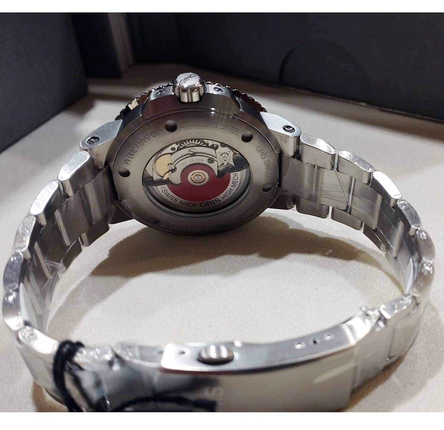 Oris Aquis Date Upcycle 41,5 mm Automático Ref. 01 733 7766 4150-SET - ON7377