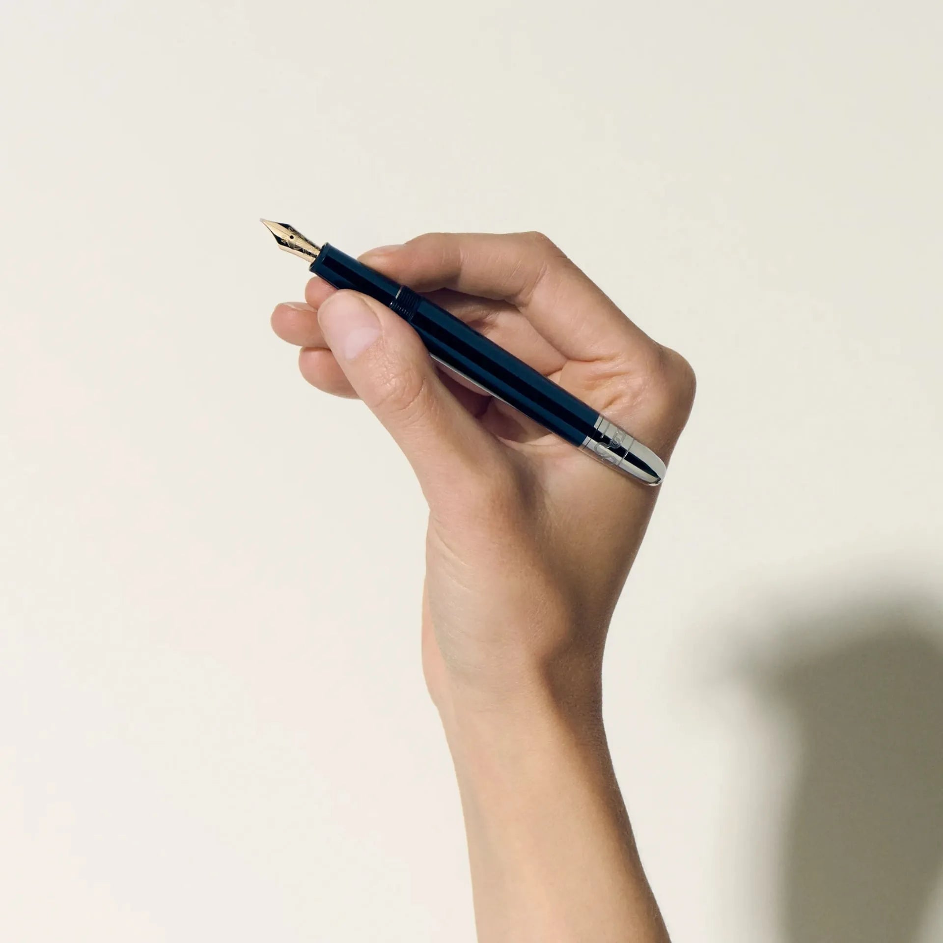 Montblanc Meisterstück MB132879 Around the World in 80 Days Stilografica Classique Edizione Speciale