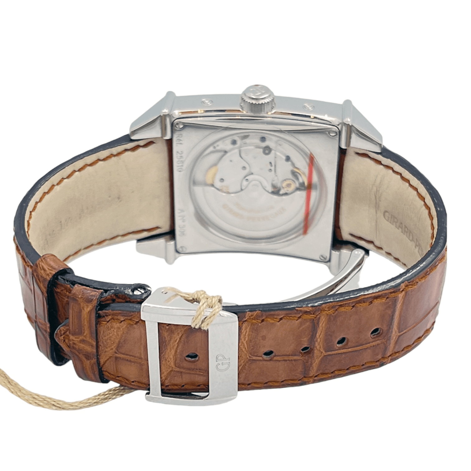 ID: ON3585MARCA: Girard PerregauxREFERENZA: 25810MODELLO: Vintage 1945 Carrée Triple CalendarGENERE: UnisexMOVIMENTO: AutomaticoCASSA: AcciaioCRISTALLO: ZaffiroDIAME