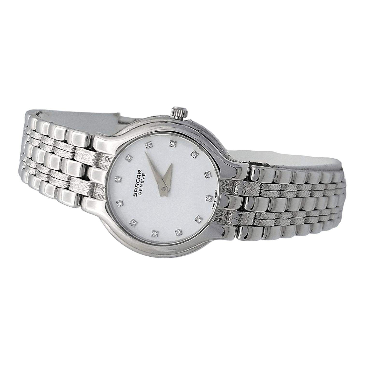 ID: ON861MARCA: SarcarREFERENZA: EESBA 81006MODELLO: Lady DiamondGENERE: DonnaMOVIMENTO: QuarzoCASSA: AcciaioCRISTALLO: ZaffiroDIAMETRO: 24 mmRESISTENTE ALL'ACQUA: -