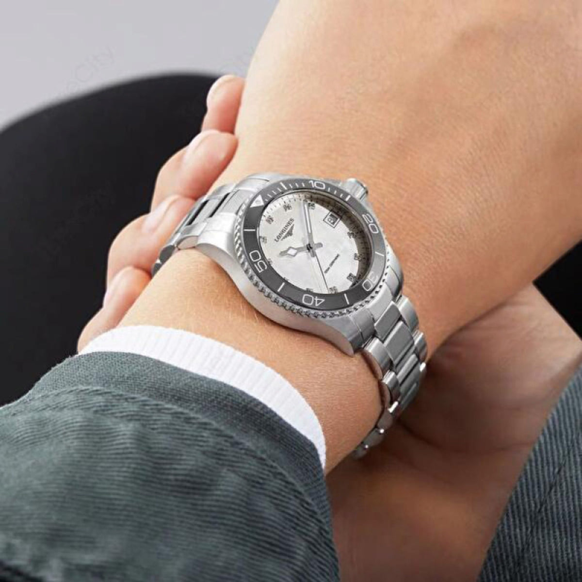 Longines HydroConquest Quartz 32mm L3.370.4.87.6