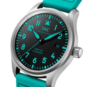 IWC Pilot's Watch Mark XX Mercedes-AMG PETRONAS Formula One Team Ref. IW328210 - ON10083 - vista 3