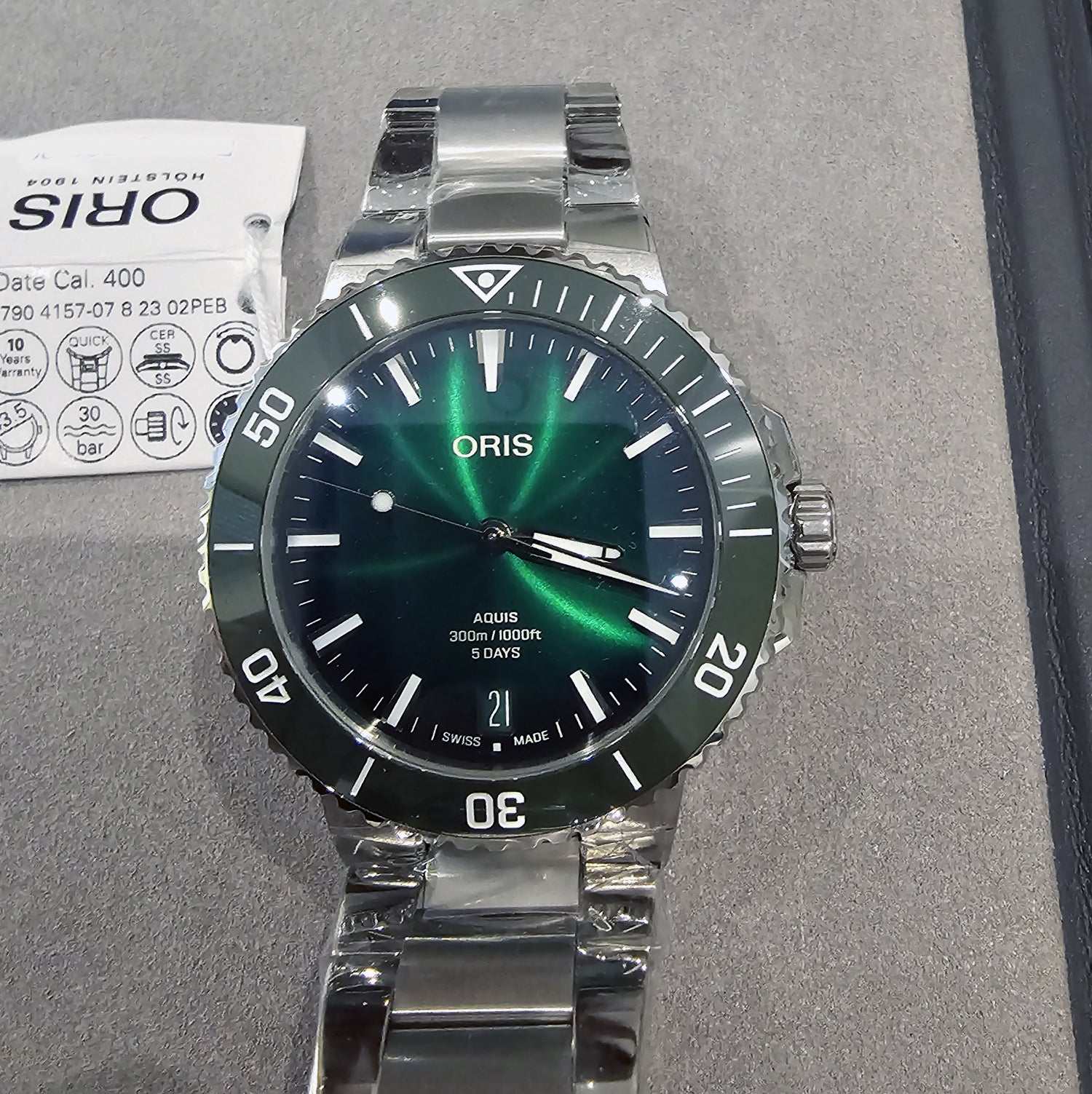 Oris Aquis Date Calibre 400 41,5 mm Ref. 01 400 7769 4157-07 8 22 09PEB - ON7950