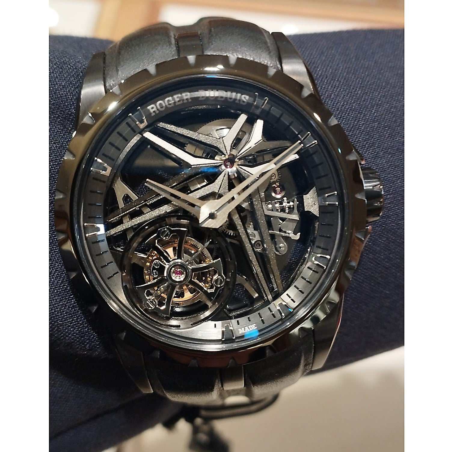 PRICE ON REQUEST - Contact us - Roger Dubuis Excalibur Monotourbillon Grey DLC Titanium 42 mm Auto Ref. DBEX0889 - ON7705