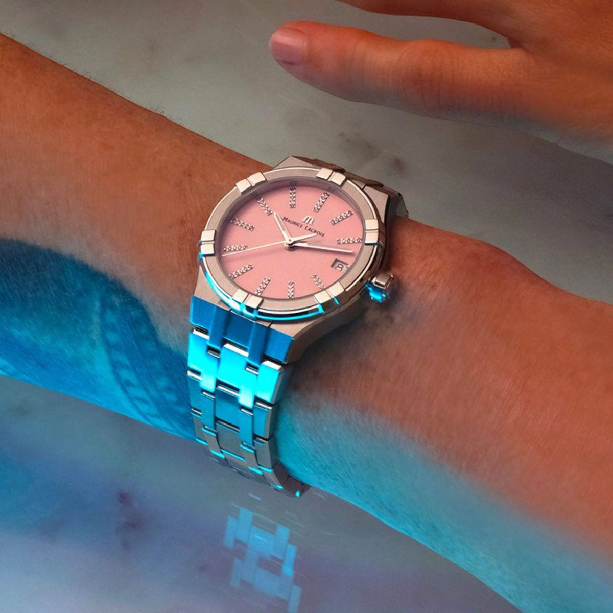 Maurice Lacroix AIKON Quartz Colours Edition AI1106-SS002-550-1
