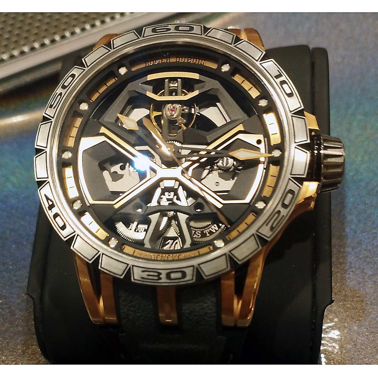 PREZZO SU RICHIESTA - Contattateci - Roger Dubuis Excalibur Spider Huracán Automatic Rose Gold 18 kt 45 mm Ref. DBEX0750 - ON7700