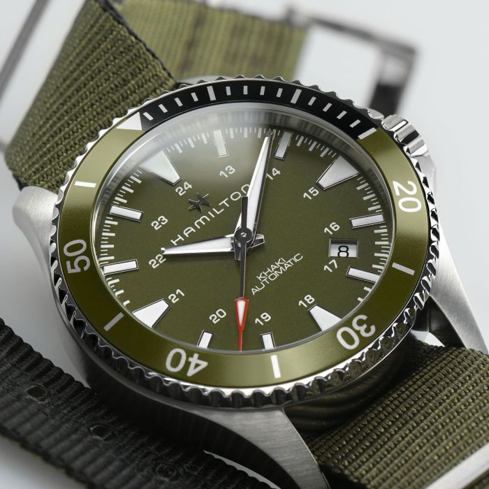 Hamilton Khaki Navy Scuba H82375961 – vista dettaglio